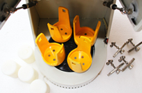 ����ʽ��ĥ�C(j��)��4��(g��)����