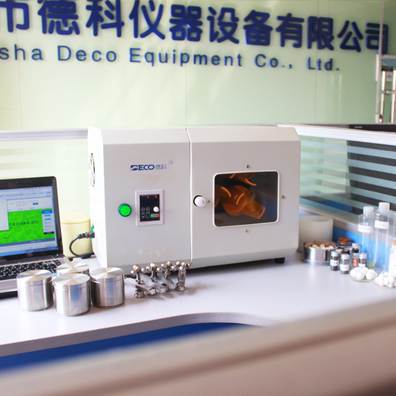 ����ʽ��ĥ�C(j��)��ʹ�É����Ƕ��L(zh��ng)